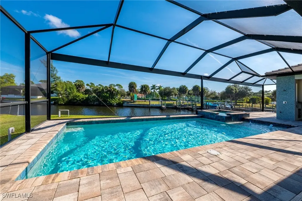 2833 NW 41st Avenue Cape Coral FL 33993