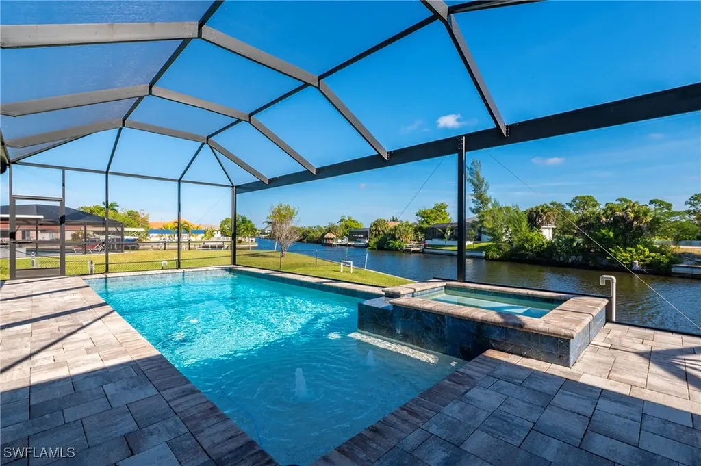 2833 NW 41st Avenue Cape Coral FL 33993