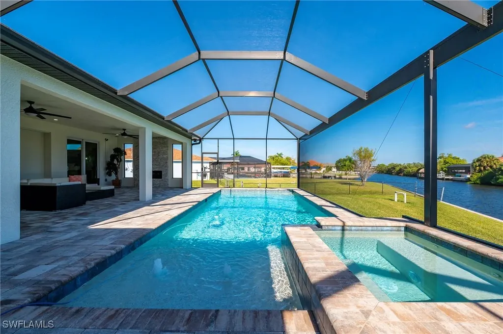 2833 NW 41st Avenue Cape Coral FL 33993