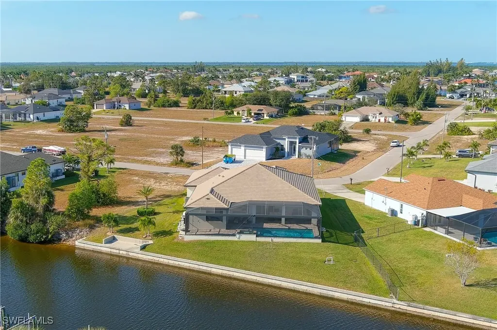 2833 NW 41st Avenue Cape Coral FL 33993