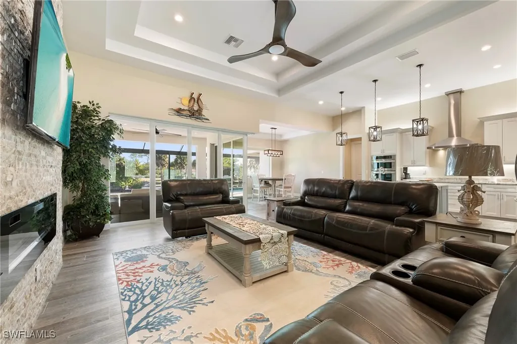 2833 NW 41st Avenue Cape Coral FL 33993