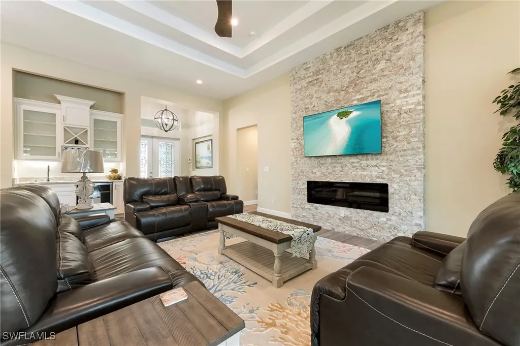 2833 NW 41st Avenue Cape Coral FL 33993