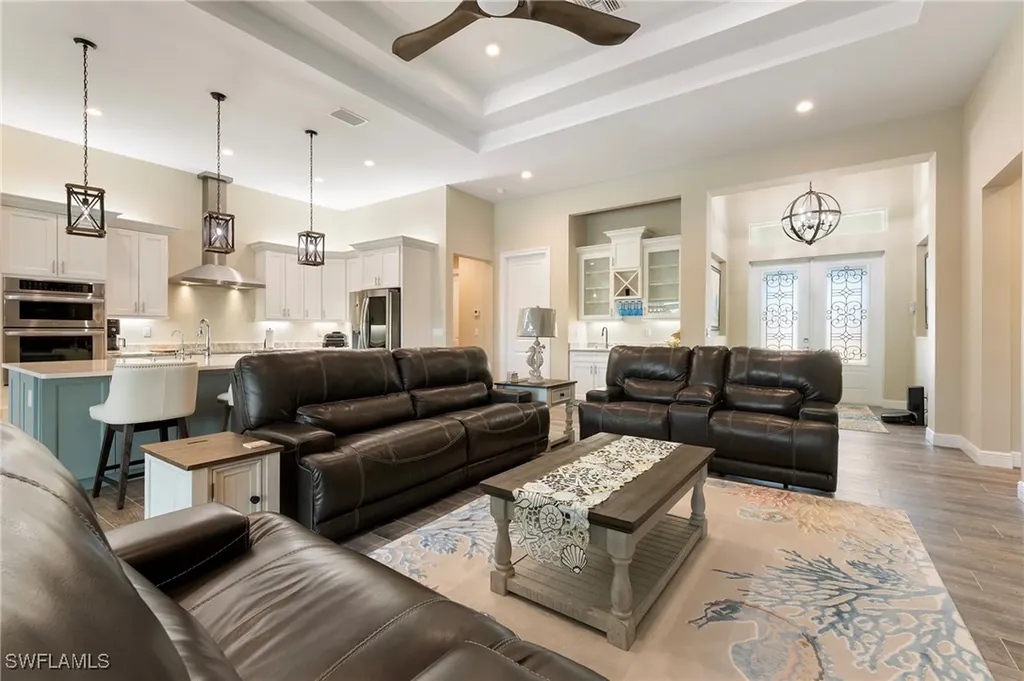 2833 NW 41st Avenue Cape Coral FL 33993