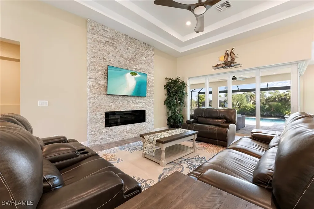 2833 NW 41st Avenue Cape Coral FL 33993