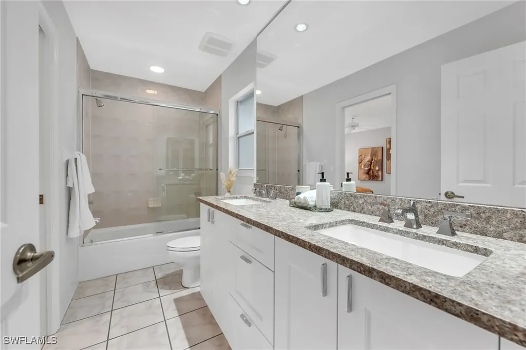 404 Bayside Avenue Naples FL 34108