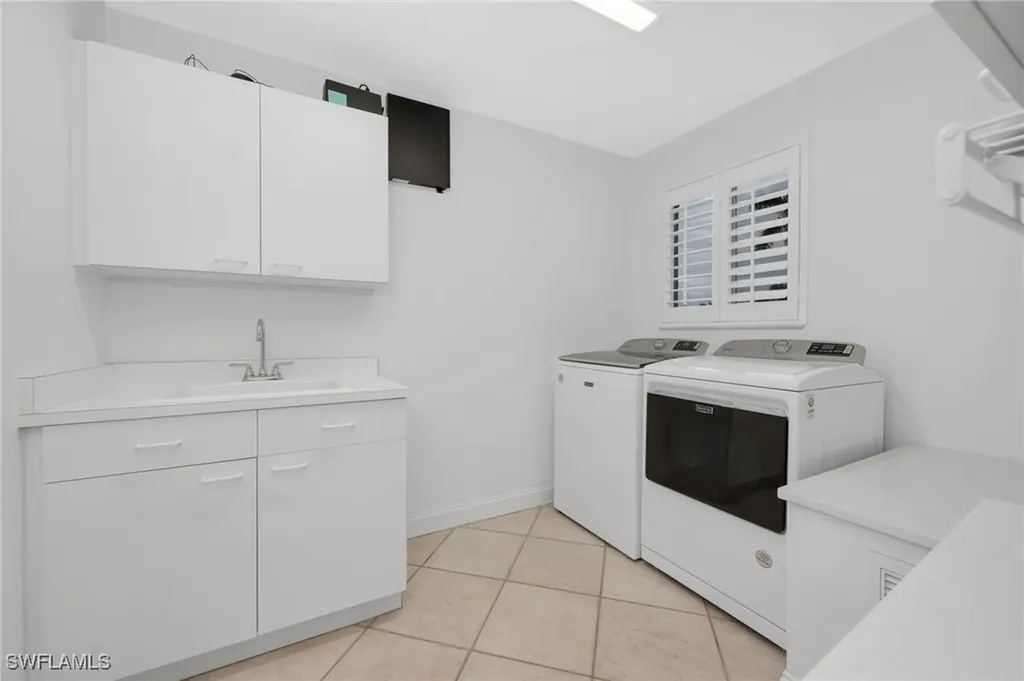 404 Bayside Avenue Naples FL 34108