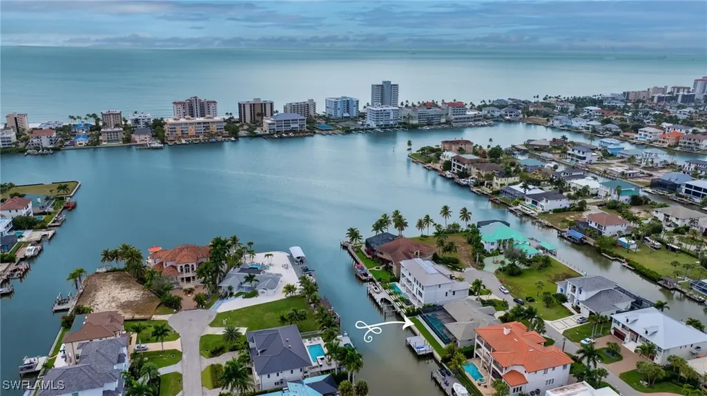 404 Bayside Avenue Naples FL 34108