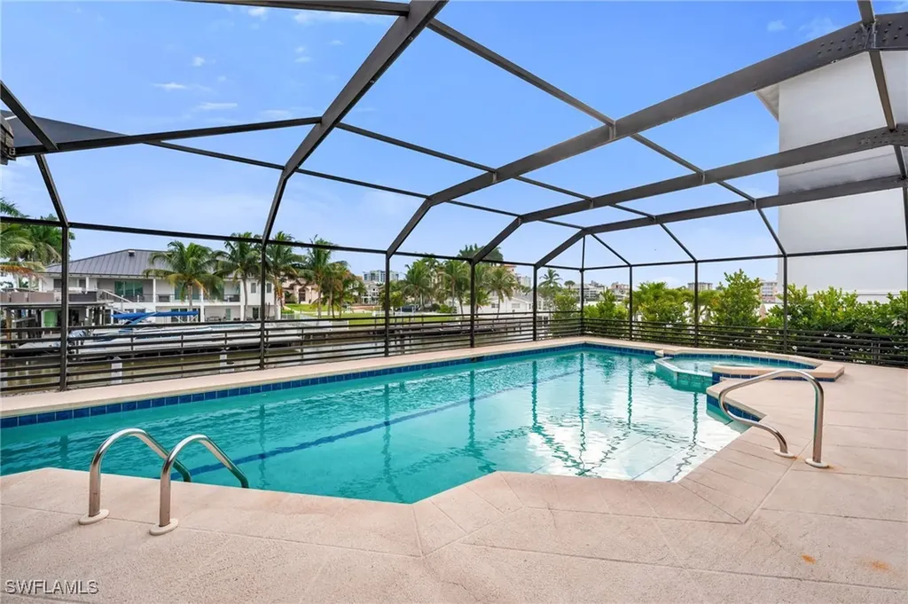 404 Bayside Avenue Naples FL 34108