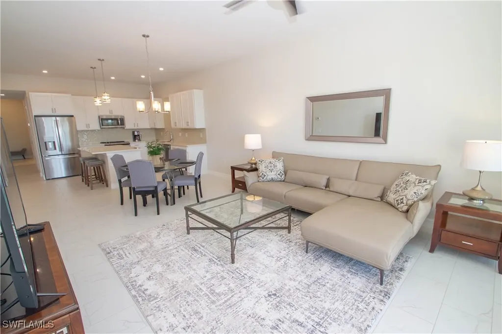 163 Indies Drive E Naples FL 34114