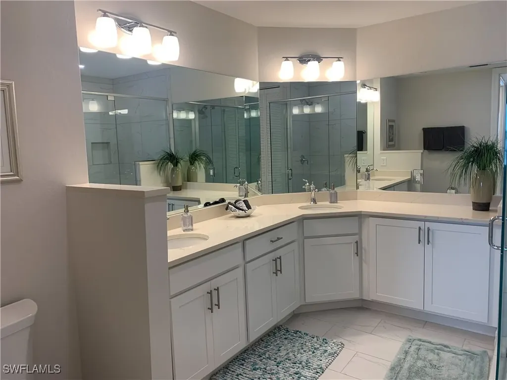 163 Indies Drive E Naples FL 34114