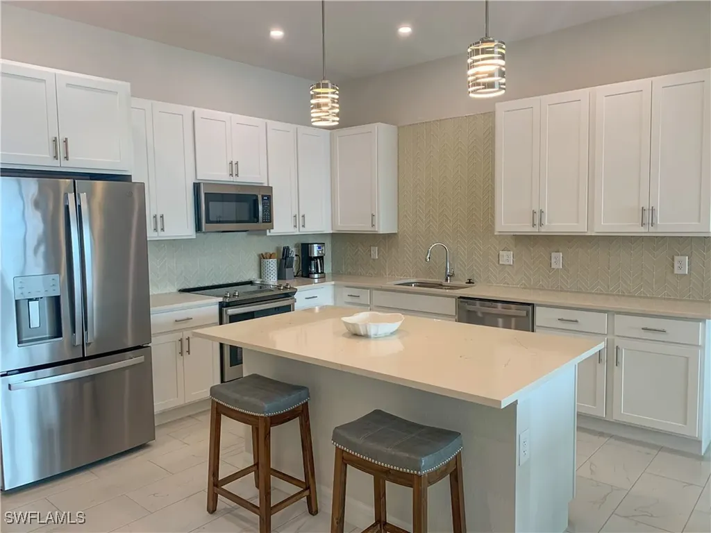 163 Indies Drive E Naples FL 34114