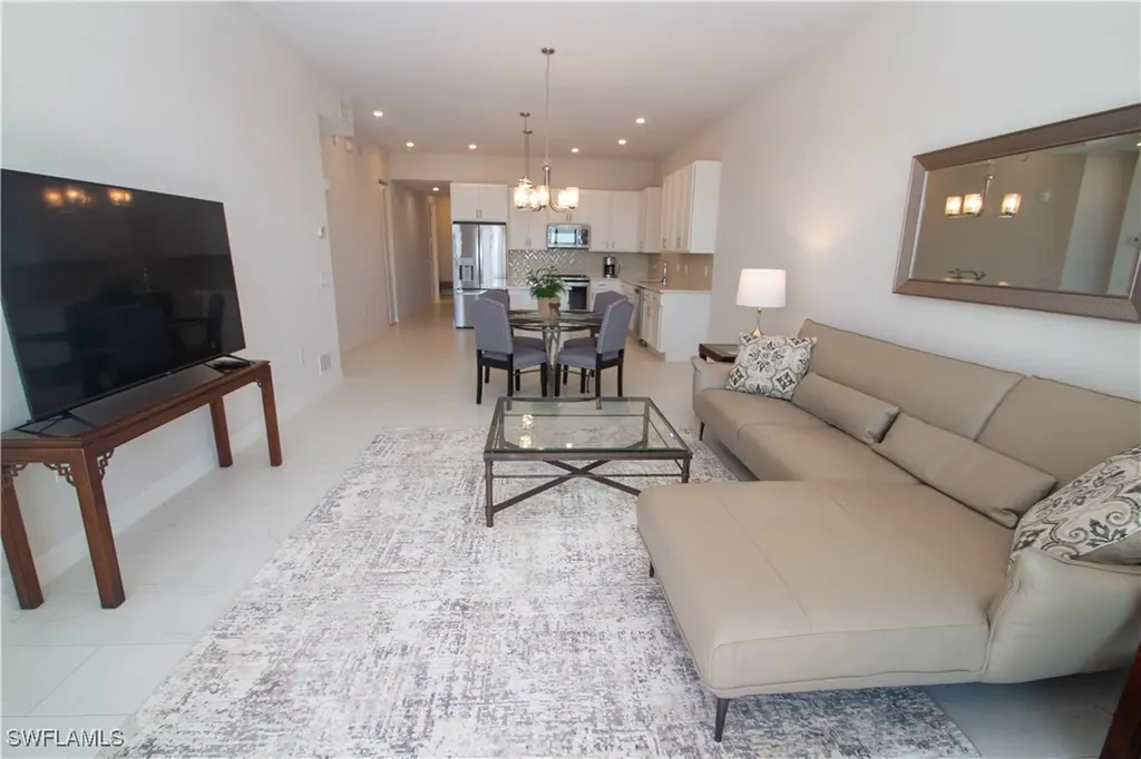 163 Indies Drive E Naples FL 34114