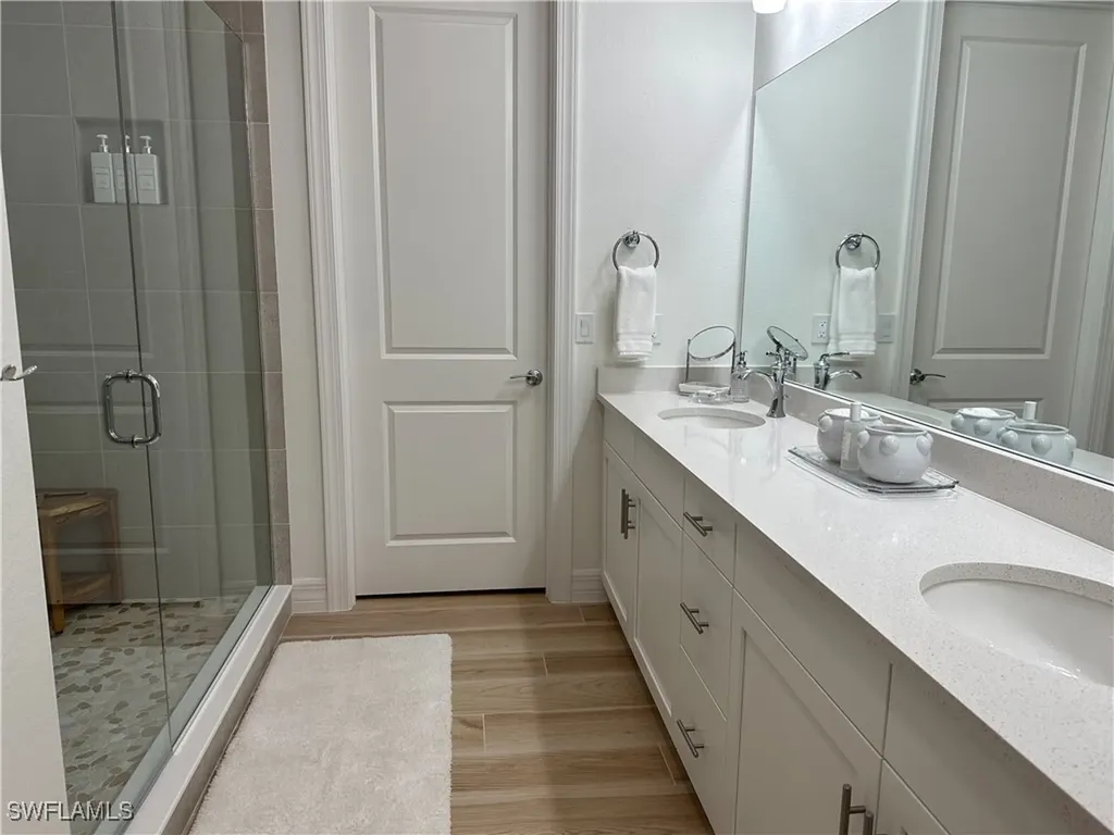 207 Indies Drive E Naples FL 34114
