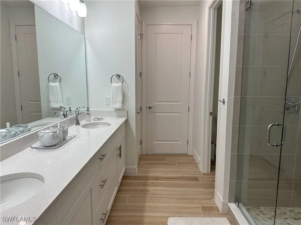 207 Indies Drive E Naples FL 34114