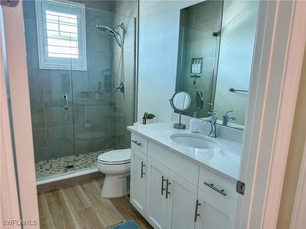 207 Indies Drive E Naples FL 34114