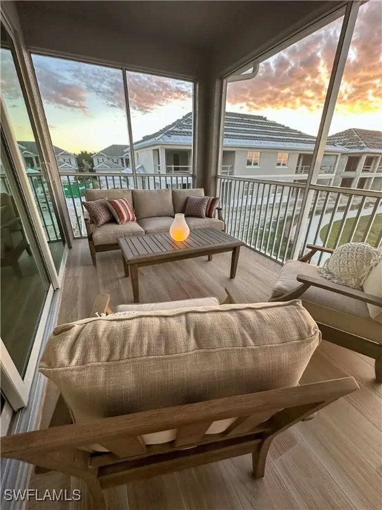 207 Indies Drive E Naples FL 34114