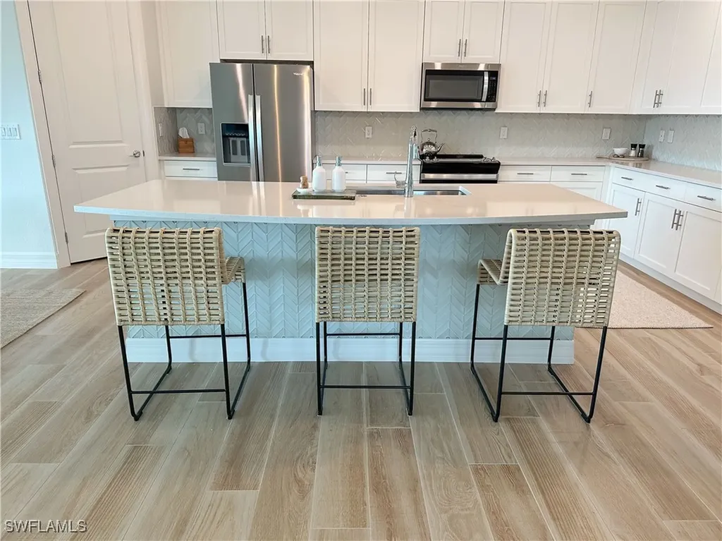 207 Indies Drive E Naples FL 34114