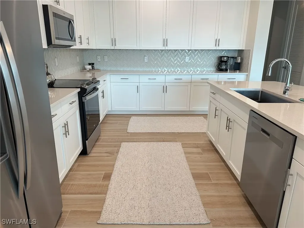 207 Indies Drive E Naples FL 34114