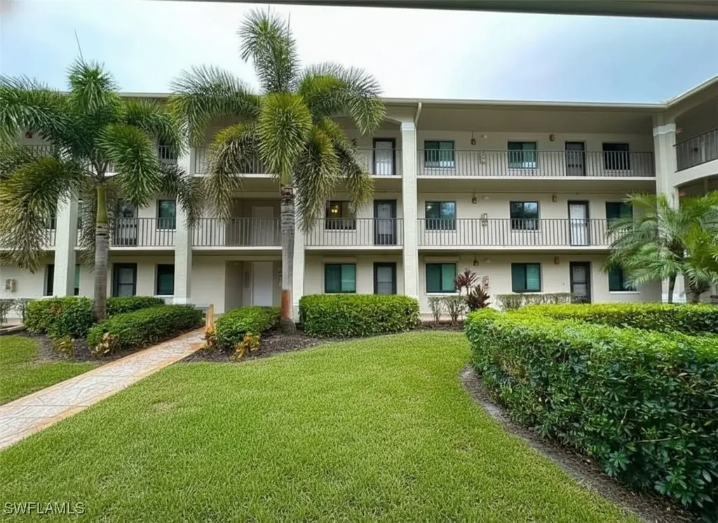 5716 Deauville Circle Naples FL 34112