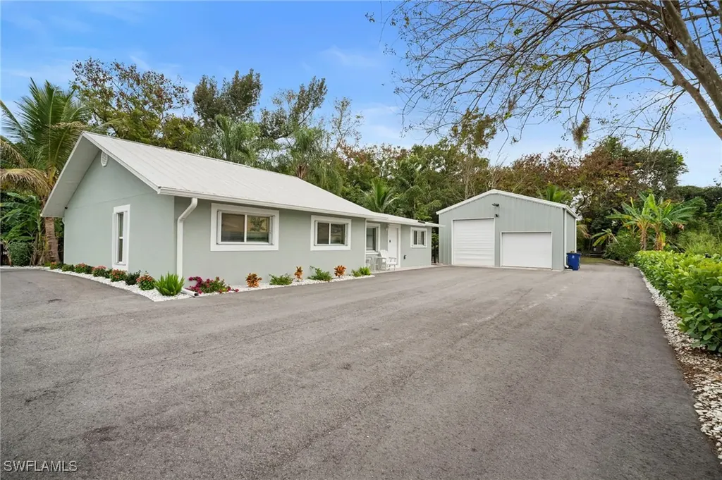 191 Abbey Lane North Fort Myers FL 33917
