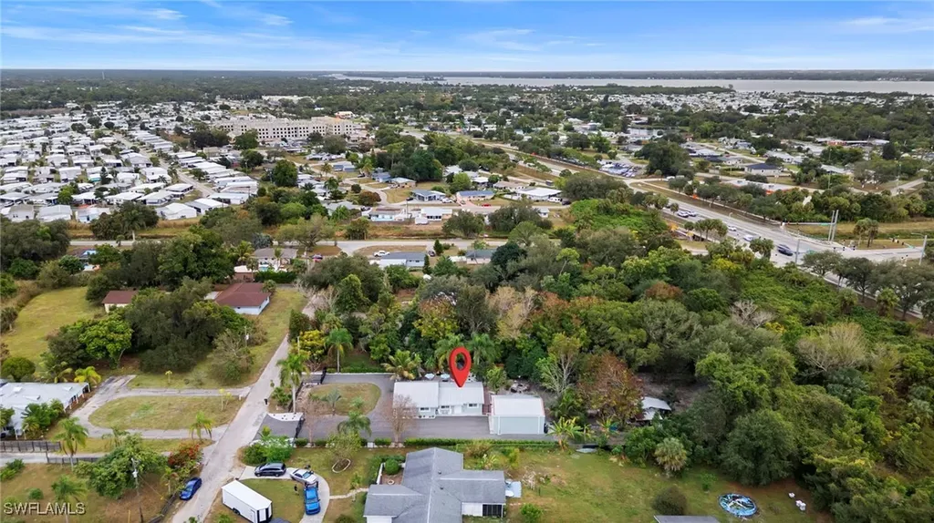 191 Abbey Lane North Fort Myers FL 33917