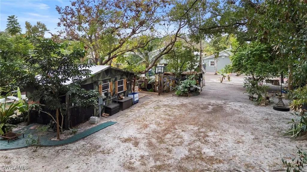 191 Abbey Lane North Fort Myers FL 33917