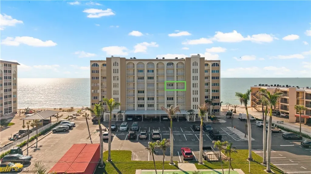 Bonita Springs FL, 25870 Hickory Boulevard, Unit 505