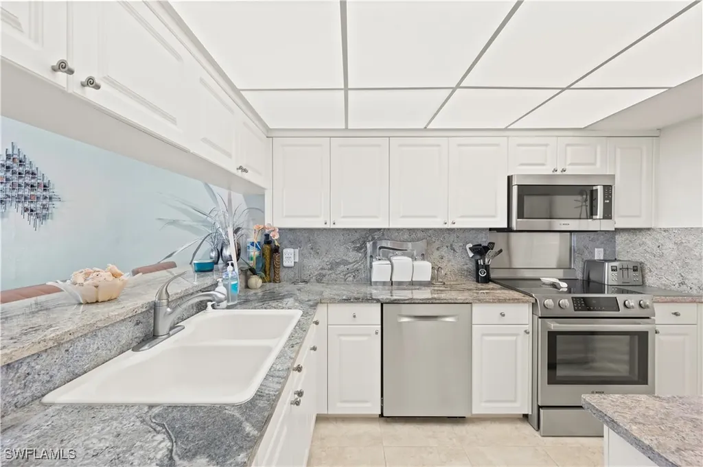 25870 Hickory Boulevard Bonita Springs FL 34134
