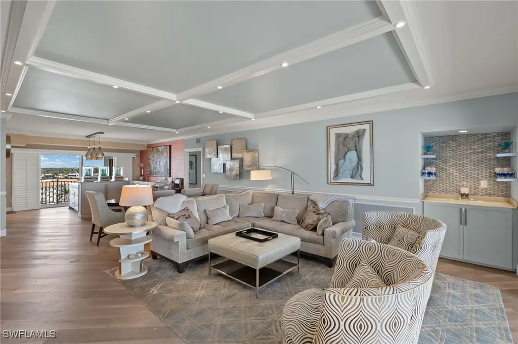 2901 Gulf Shore Boulevard N Naples FL 34103