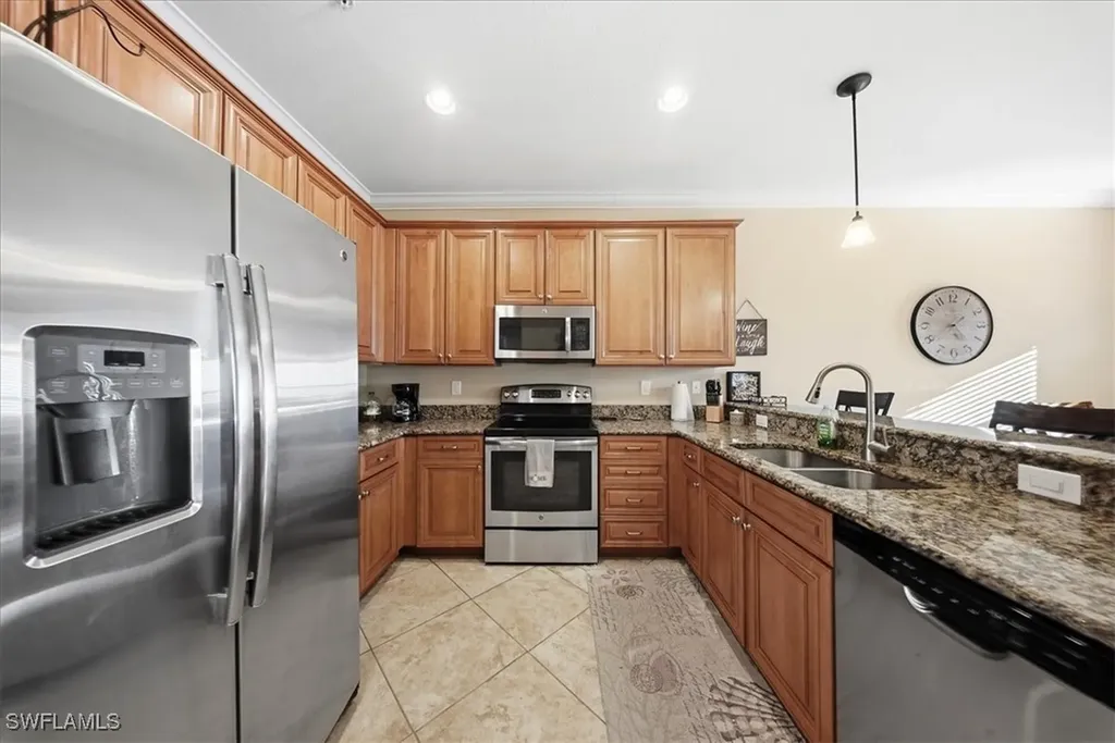 9063 Capistrano Street N Naples FL 34113