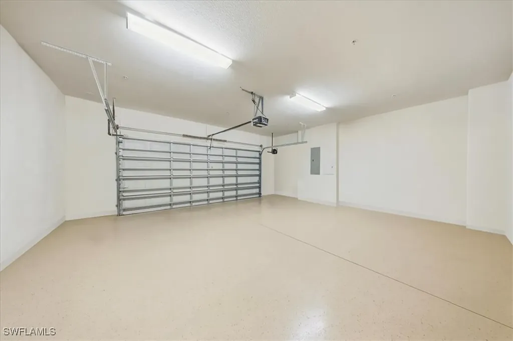 9063 Capistrano Street N Naples FL 34113