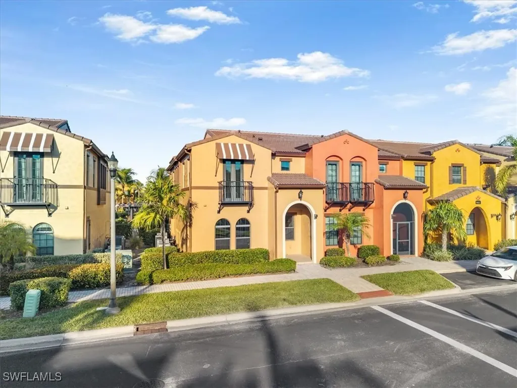 9063 Capistrano Street N Naples FL 34113