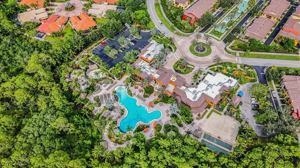 9063 Capistrano Street N Naples FL 34113