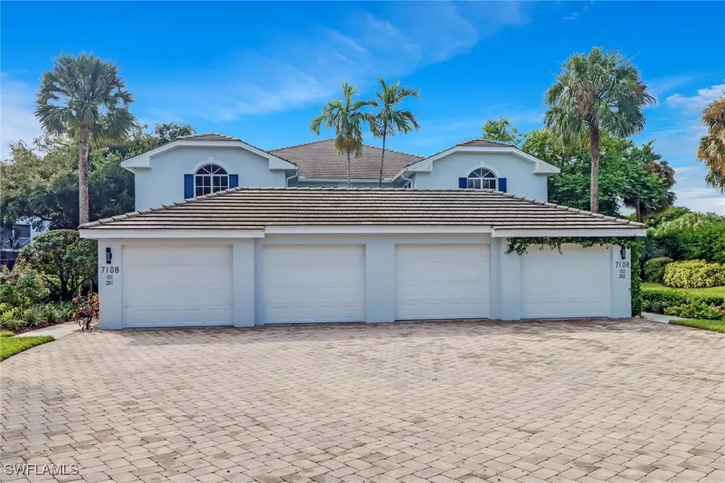 7108 Barrington Circle Naples FL 34108