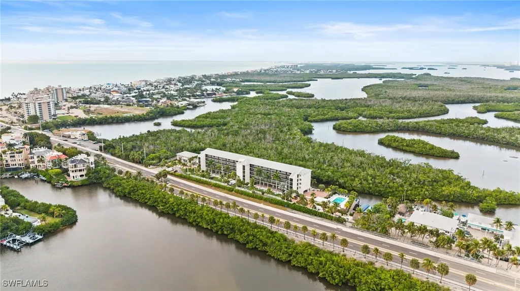 Bonita Springs FL, 5220 Bonita Beach Road SW, Unit 111