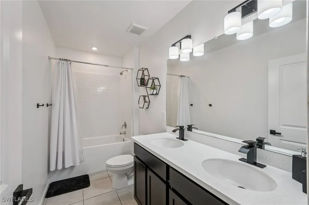 1905 NE 17th Avenue Cape Coral FL 33909