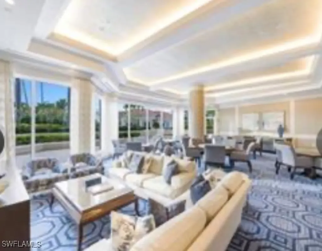 7575 Pelican Bay Boulevard Naples FL 34108