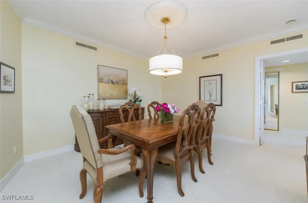 7575 Pelican Bay Boulevard Naples FL 34108