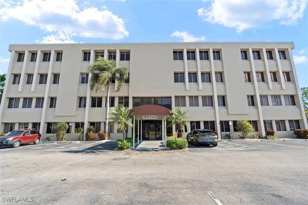 3949 Evans Avenue Fort Myers FL 33901
