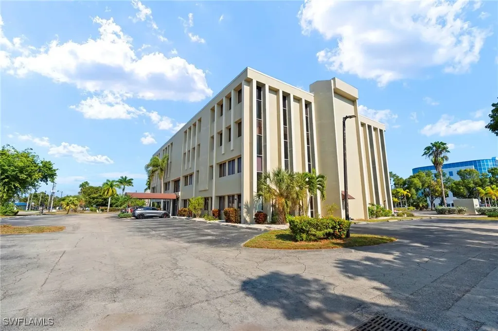 3949 Evans Avenue Fort Myers FL 33901