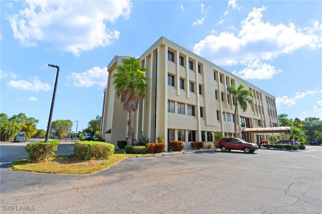 3949 Evans Avenue Fort Myers FL 33901