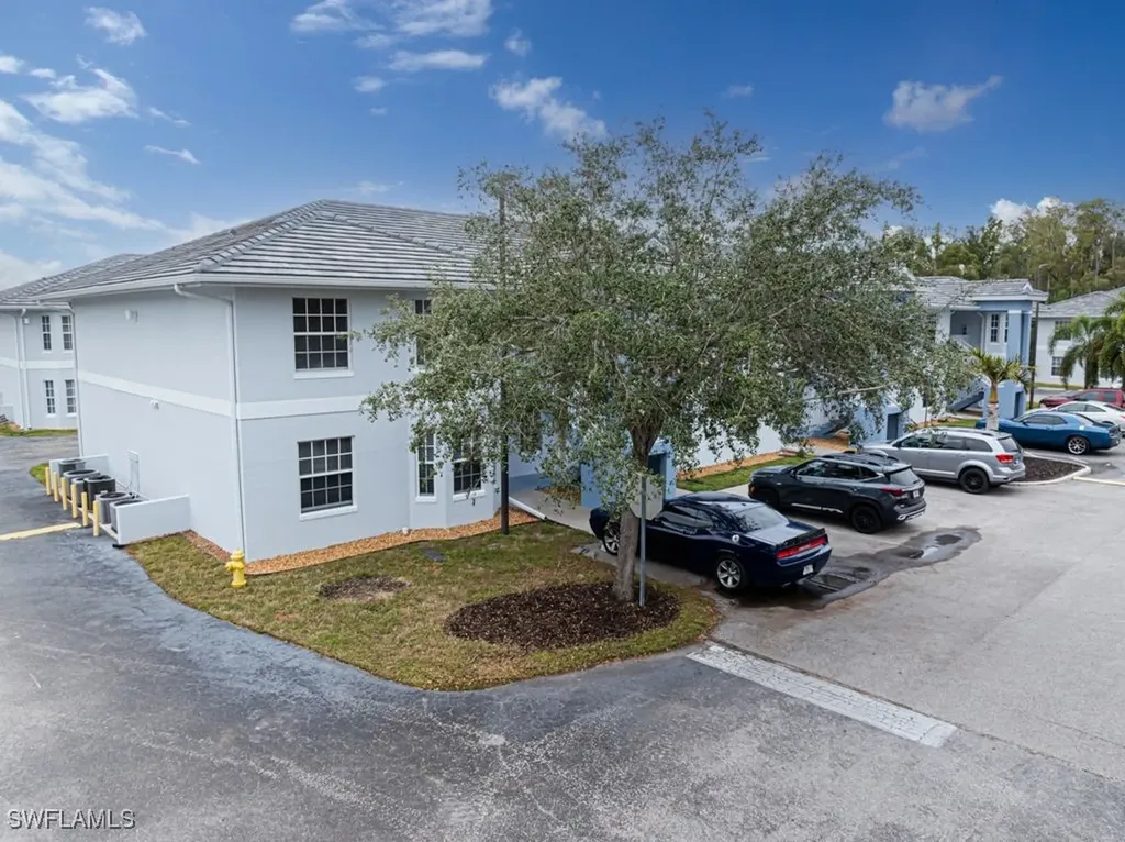 8416 Bernwood Cove Loop Fort Myers FL 33966