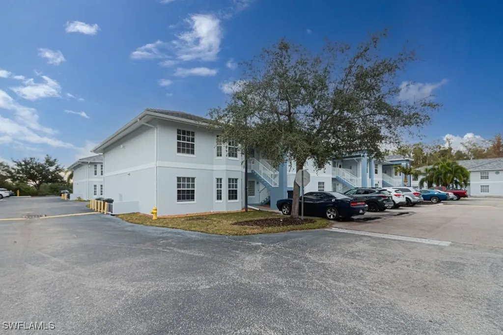 8416 Bernwood Cove Loop Fort Myers FL 33966