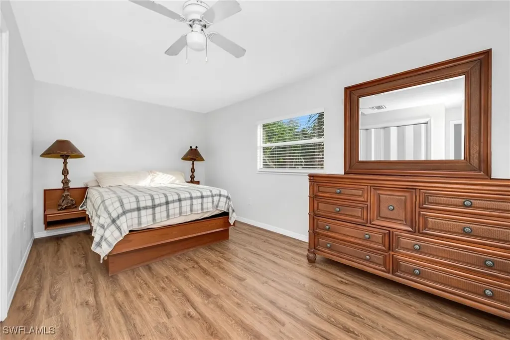 2772 Riverview Drive Naples FL 34112