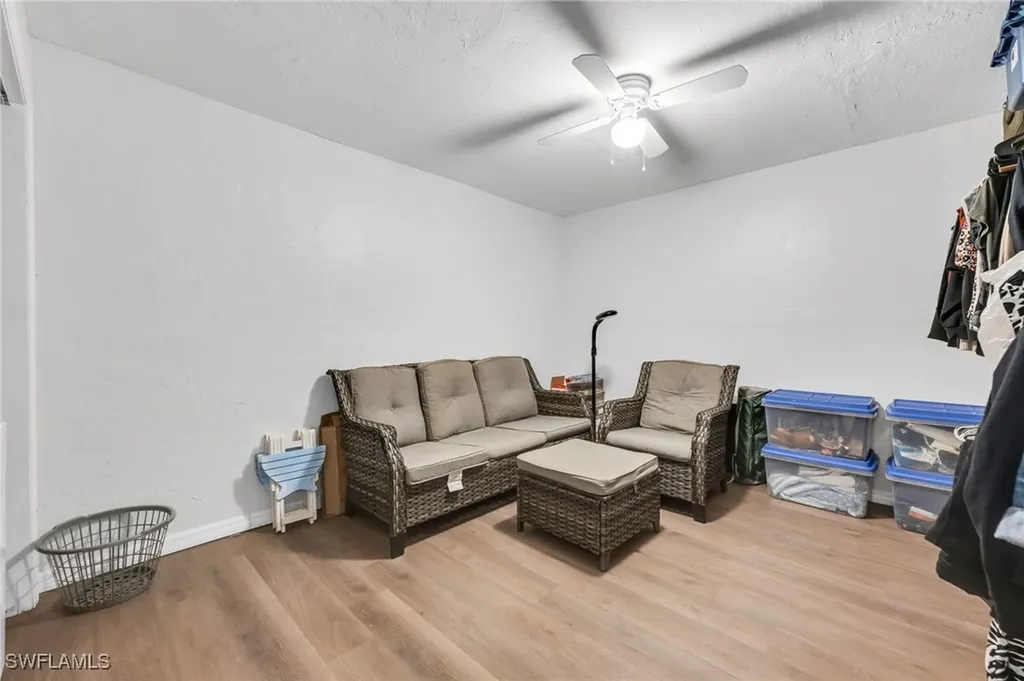2772 Riverview Drive Naples FL 34112