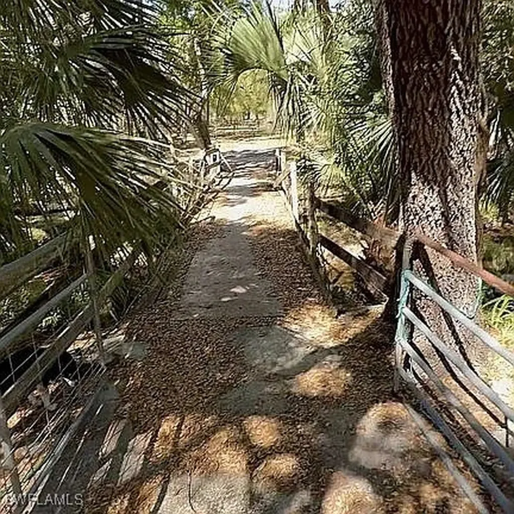 23261 Tuckahoe Road Alva FL 33920