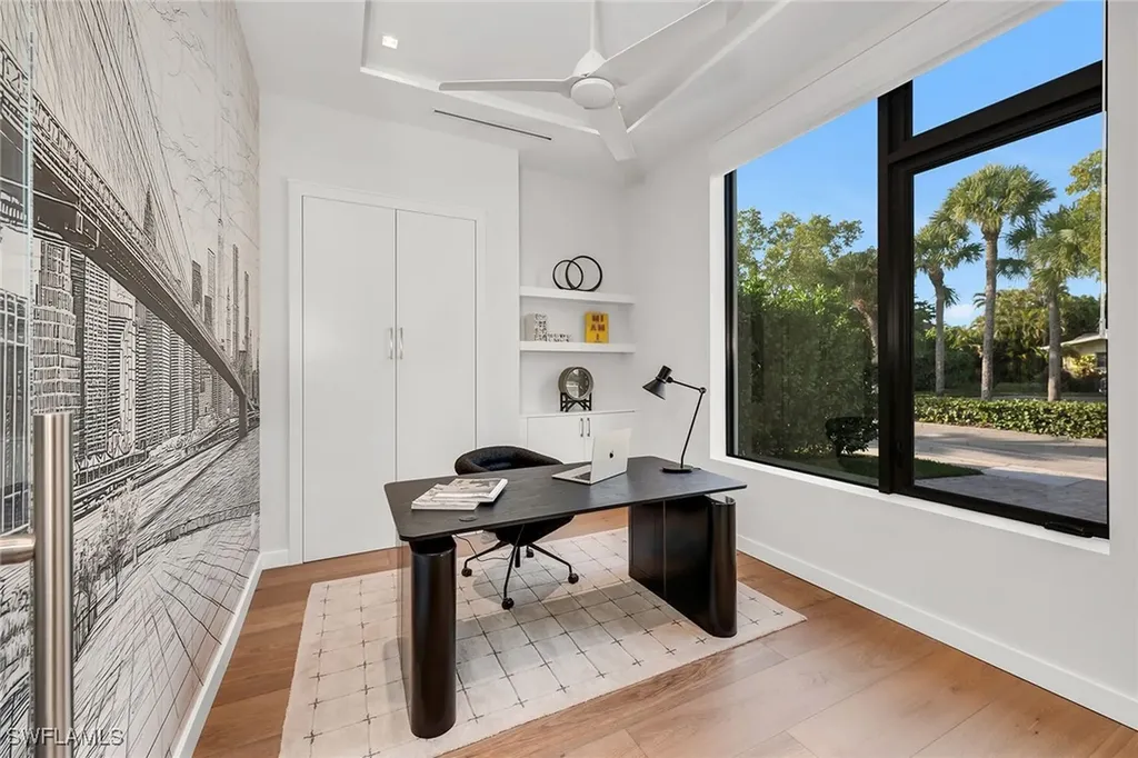 788 7th Avenue N Naples FL 34102