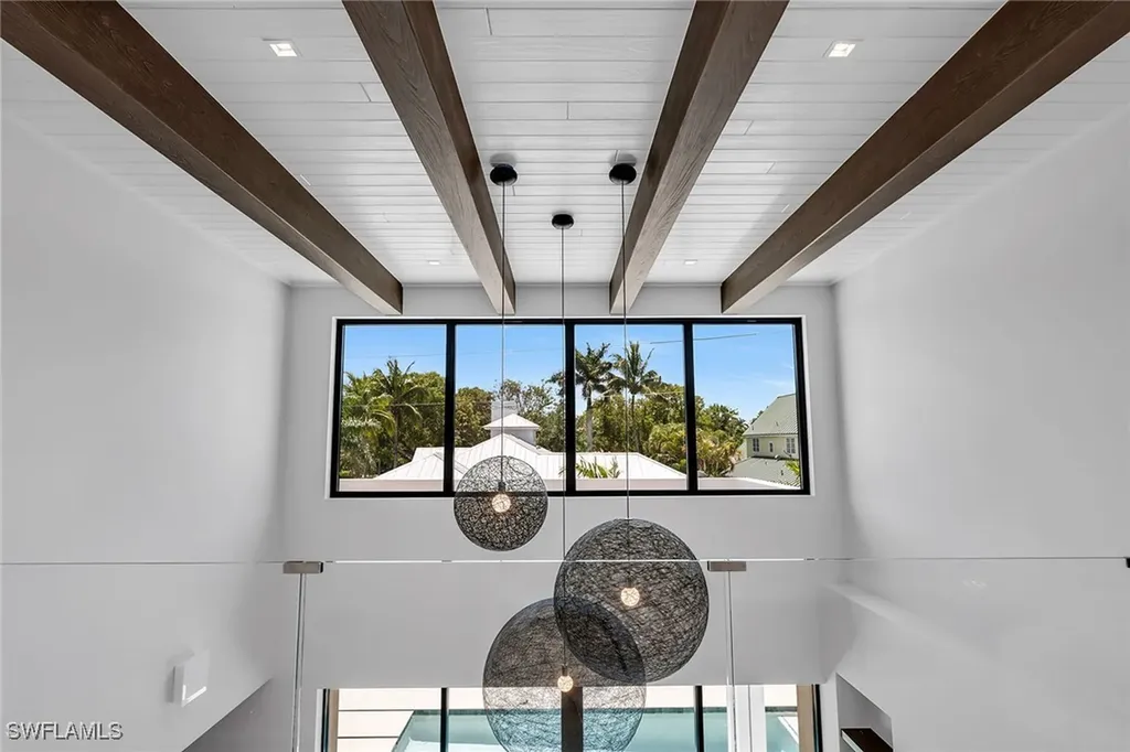 788 7th Avenue N Naples FL 34102