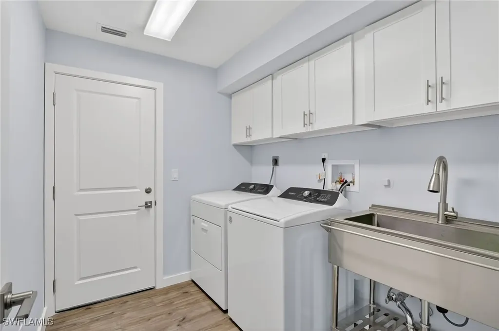 5191 Sunbury Court Naples FL 34104
