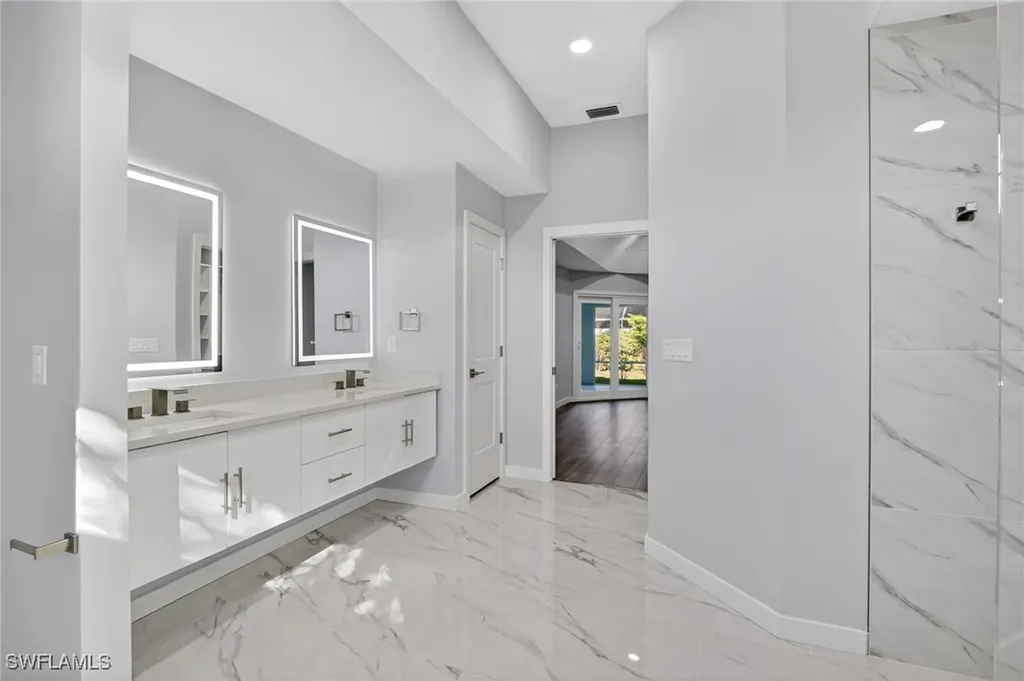 5191 Sunbury Court Naples FL 34104